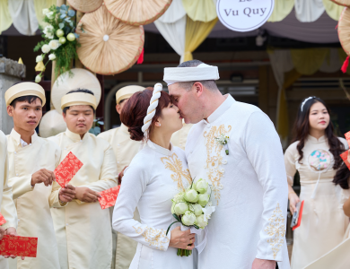 Tiệc cưới truyền thống